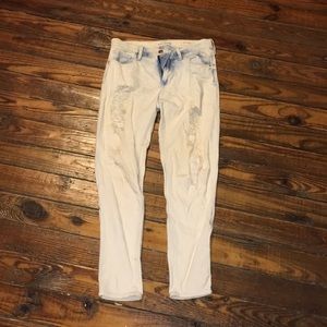Bullhead Boyfriend Jeans